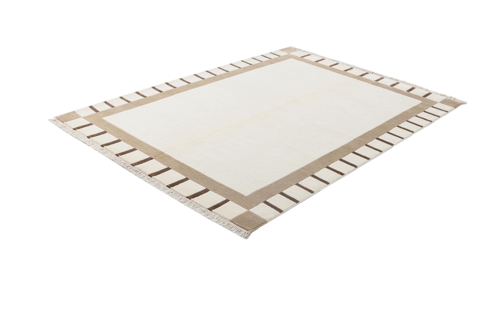 4' 11 x 6' 11 Hand Knotted Darya Wool Rug