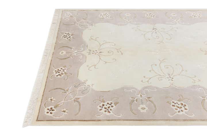 5' 1 x 6' 5 Hand Knotted Darya Wool Rug