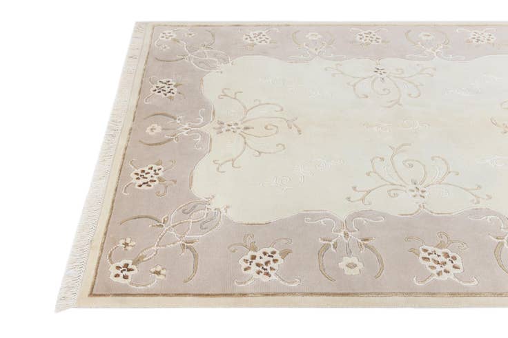 Detail image of 5' 1 x 6' 5 Hand Knotted Darya Wool Rug