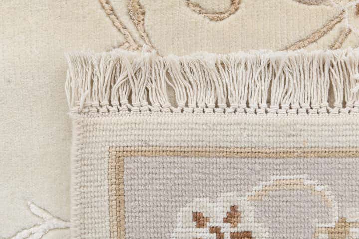 5' 1 x 6' 5 Hand Knotted Darya Wool Rug