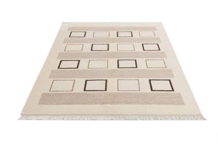 Detail image of 4' 10 x 6' 9 Hand Knotted Darya Wool Rug