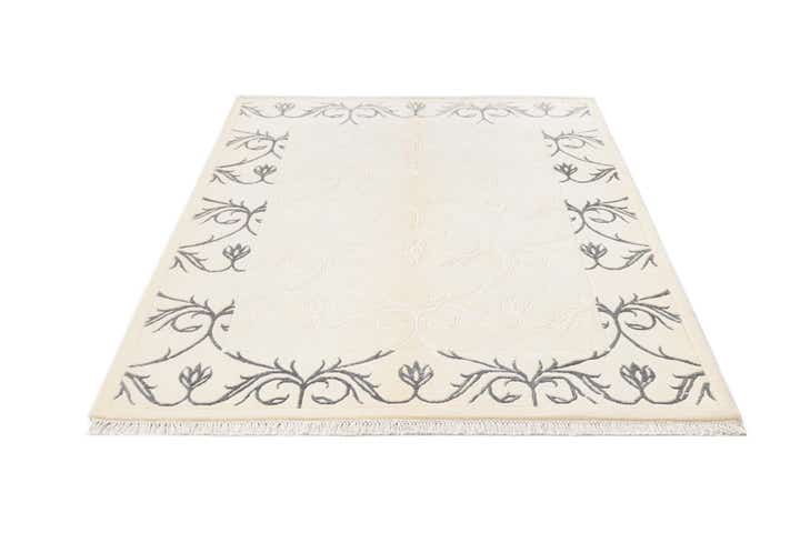 4' 9 x 6' 8 Hand Knotted Darya Wool Rug