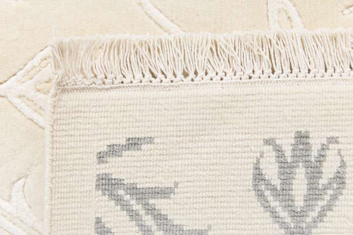 4' 9 x 6' 8 Hand Knotted Darya Wool Rug