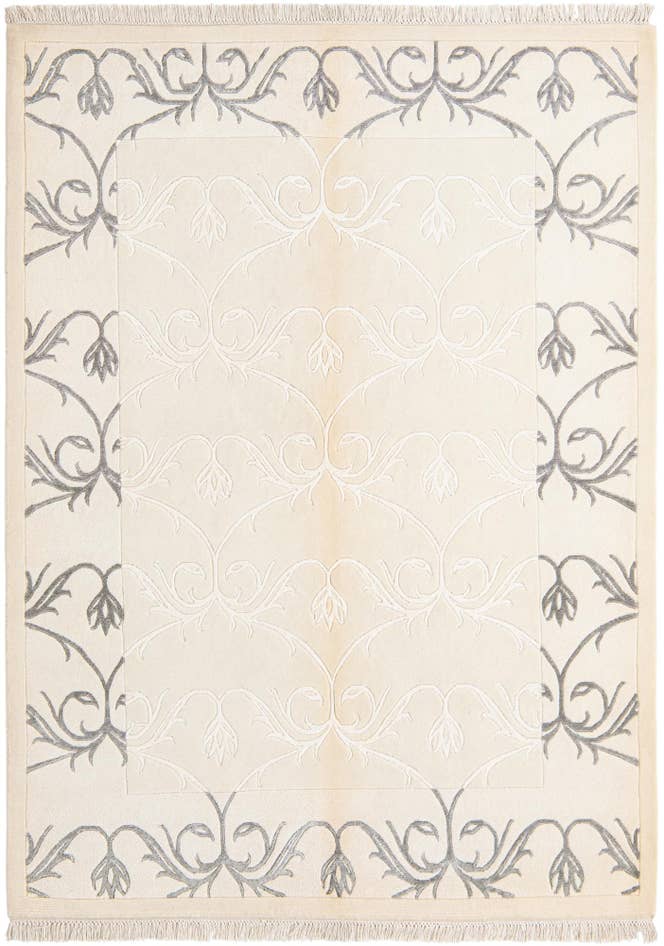 Detail image of 4' 9 x 6' 8 Hand Knotted Darya Wool Rug