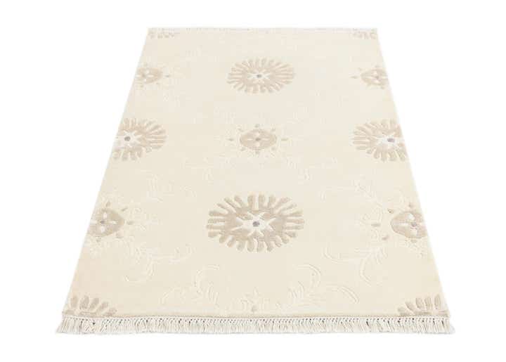 2' 11 x 5' Hand Knotted Darya Wool Rug