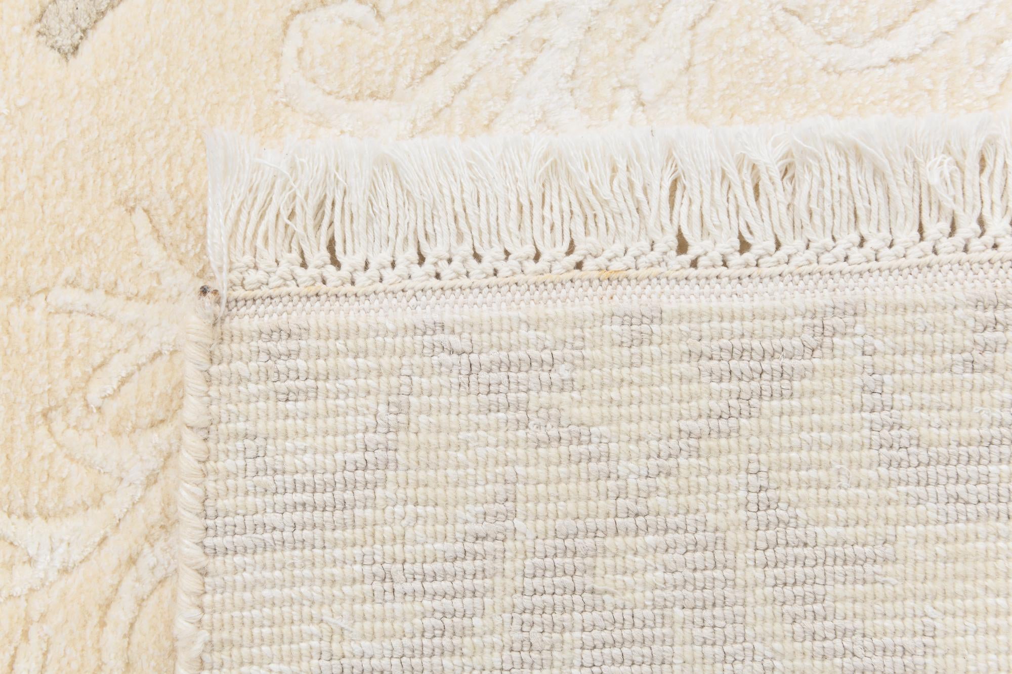2' 7 x 4' 8 Hand Knotted Darya Wool Rug