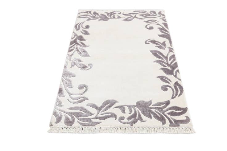 Detail image of 2' 8 x 5' 1 Hand Knotted Darya Wool Rug