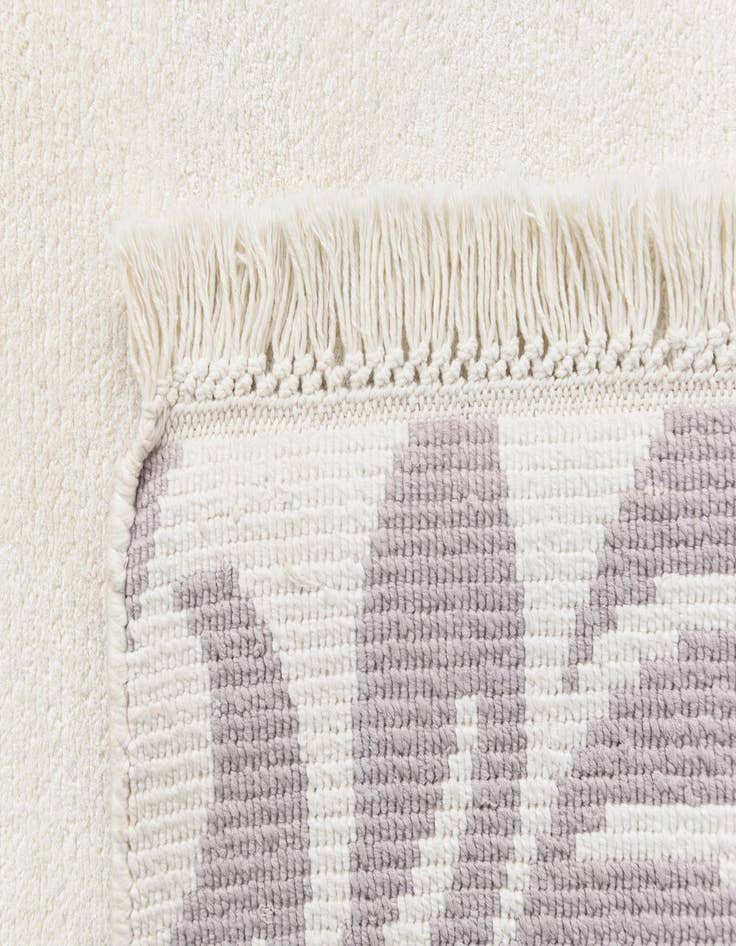 Detail image of 2' 8 x 5' 1  Hand Knotted Darya Wool Rug