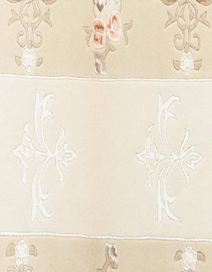 Detail image of 2' 8 x 4' 9  Hand Knotted Darya Wool Rug