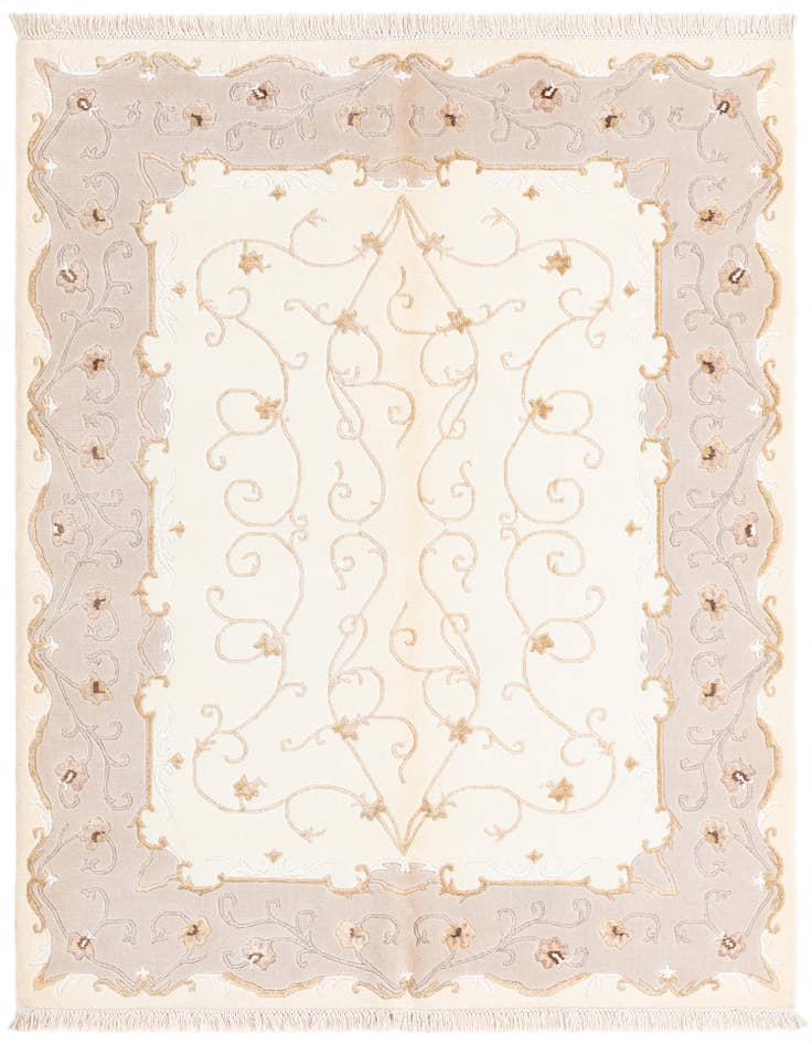 Detail image of 5' 1 x 6' 6 Hand Knotted Darya Wool Rug