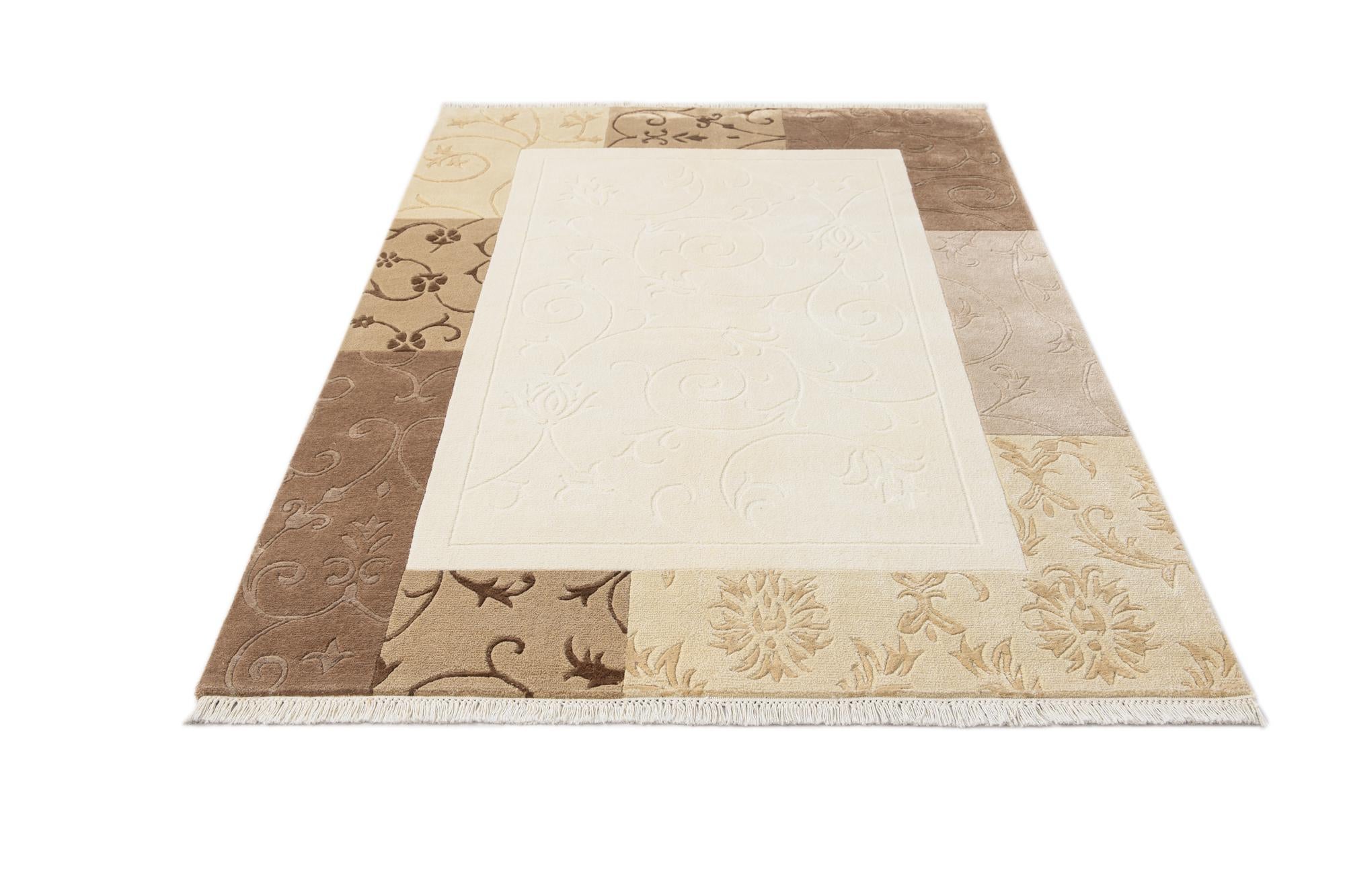 4' 7 x 6' 9 Hand Knotted Darya Wool Rug