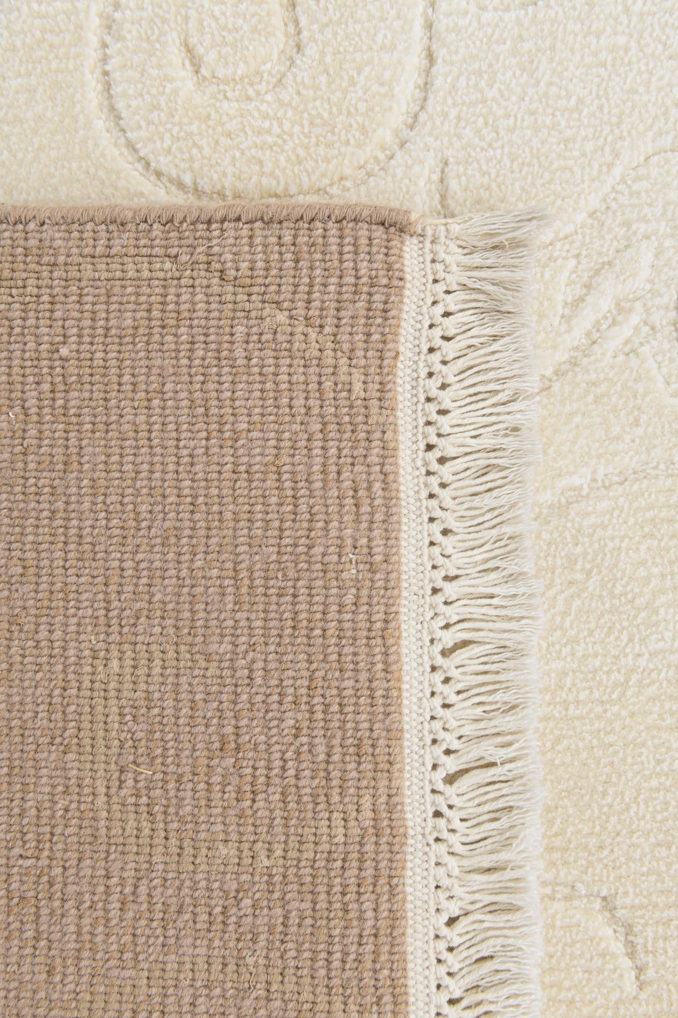 4' 7 x 6' 9 Hand Knotted Darya Wool Rug