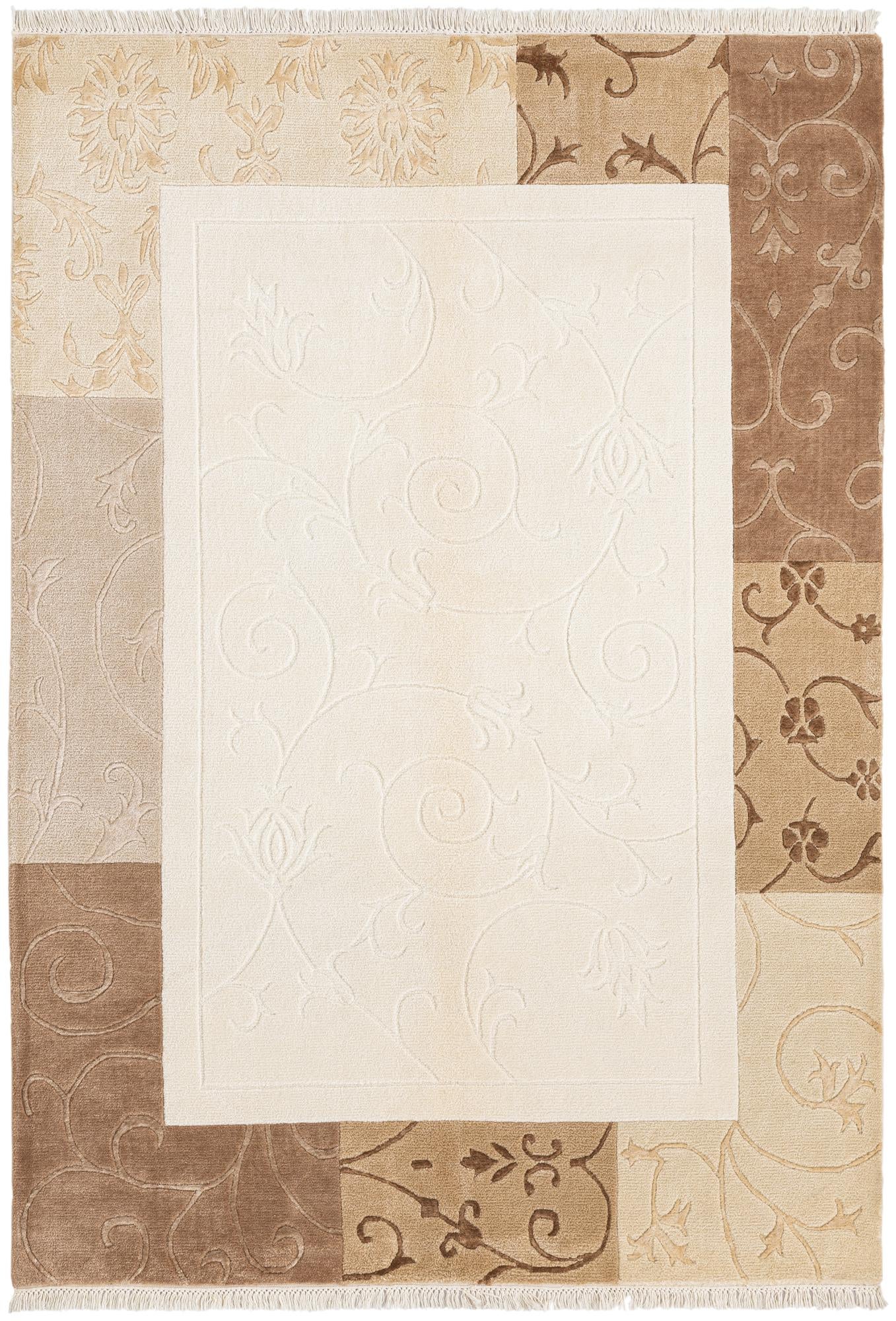 4' 7 x 6' 9 Hand Knotted Darya Wool Rug
