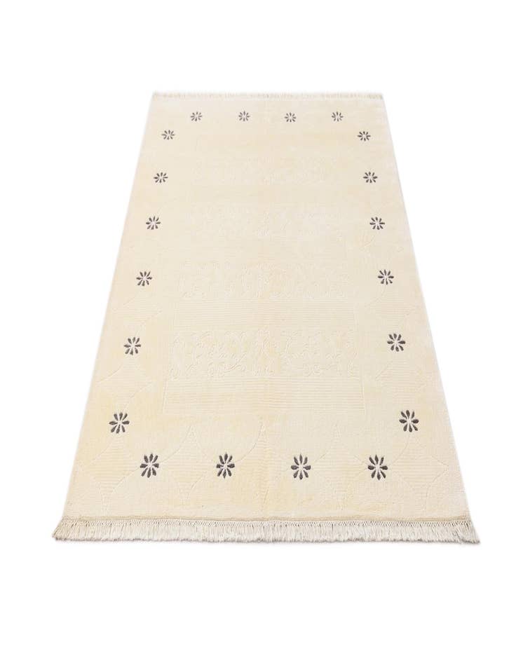 Detail image of 5' 1 x 6' 6  Hand Knotted Darya Wool Rug