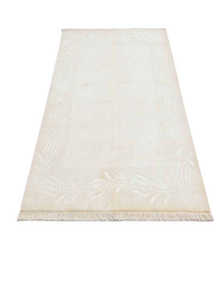 Detail image of 4' 11 x 6' 8  Hand Knotted Darya Wool Rug