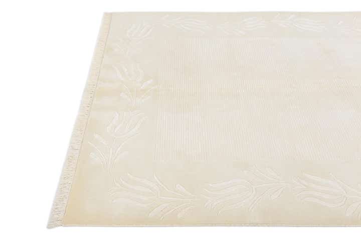 4' 11 x 6' 8 Hand Knotted Darya Wool Rug