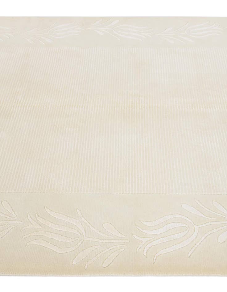 Detail image of 4' 11 x 6' 8  Hand Knotted Darya Wool Rug