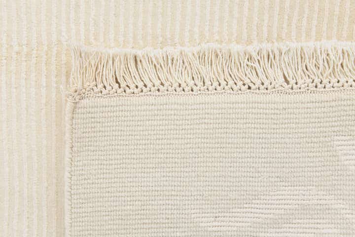 4' 11 x 6' 8 Hand Knotted Darya Wool Rug