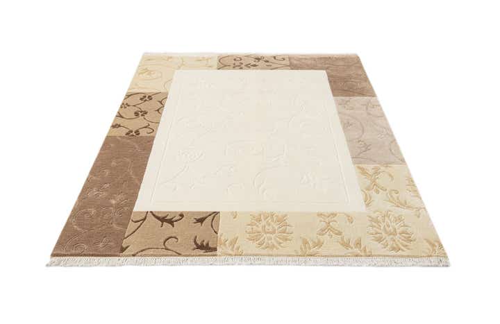 4' 7 x 6' 8 Hand Knotted Darya Wool Rug