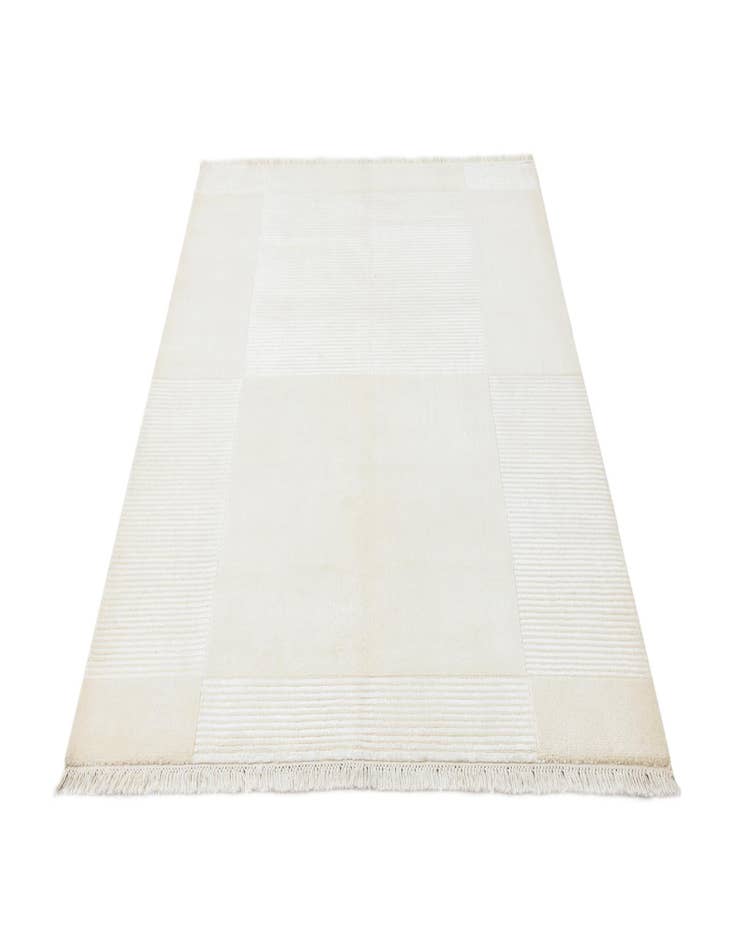 Detail image of 4' 11 x 6' 7  Hand Knotted Darya Wool Rug