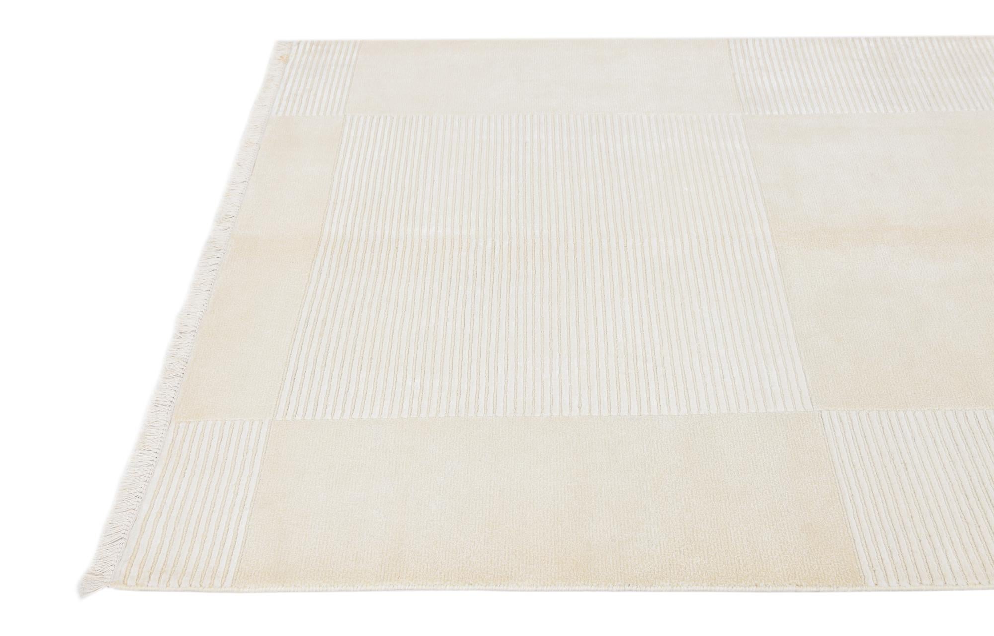 4' 11 x 6' 7 Hand Knotted Darya Wool Rug