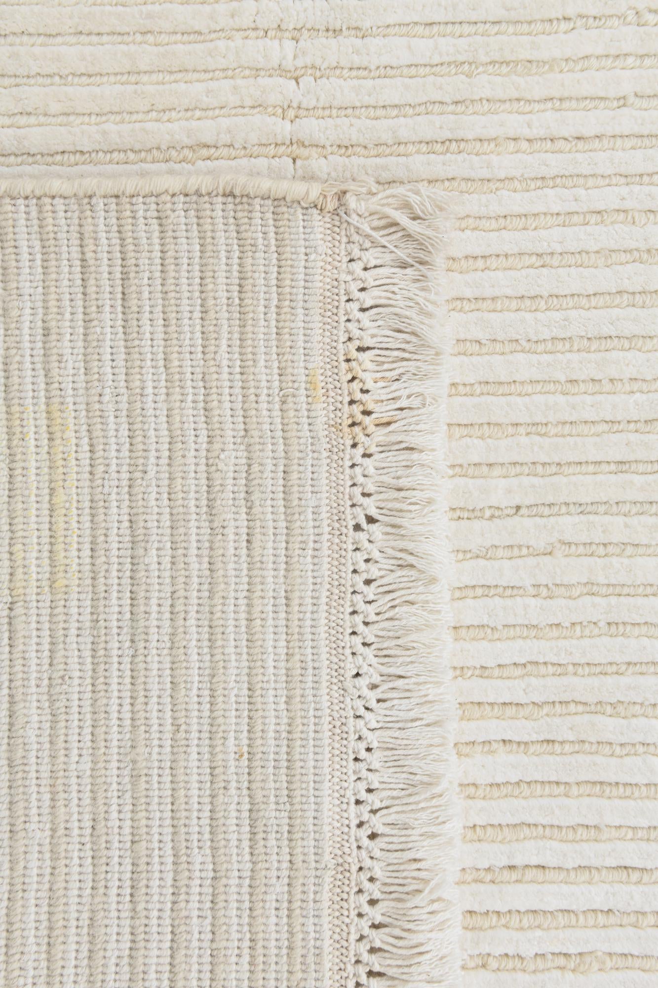 4' 11 x 6' 7 Hand Knotted Darya Wool Rug