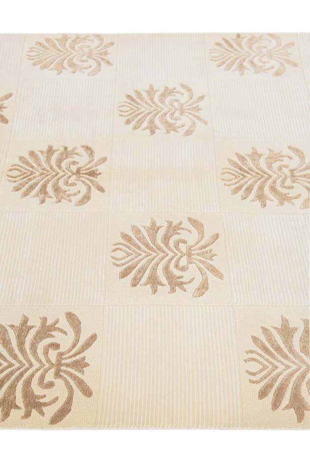 Detail image of 4' 11 x 6' 8 Hand Knotted Darya Wool Rug