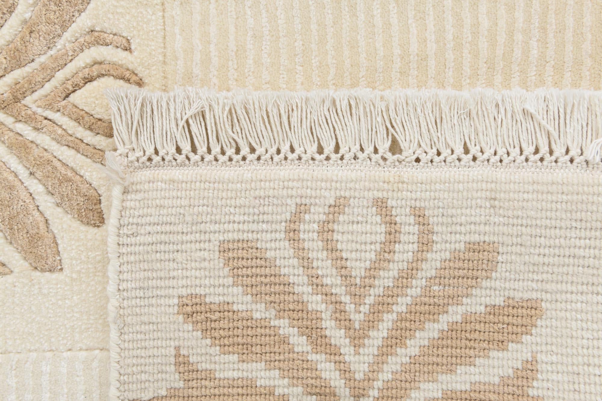 4' 11 x 6' 8 Hand Knotted Darya Wool Rug