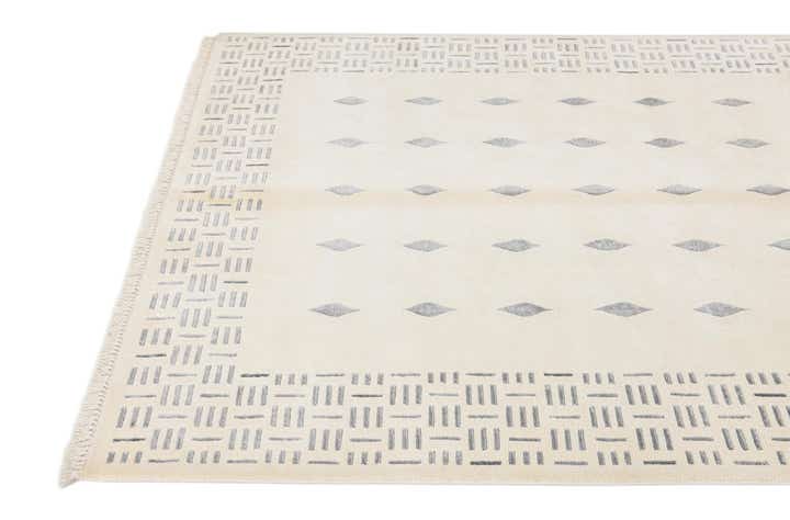 4' 11 x 6' 8 Hand Knotted Darya Wool Rug