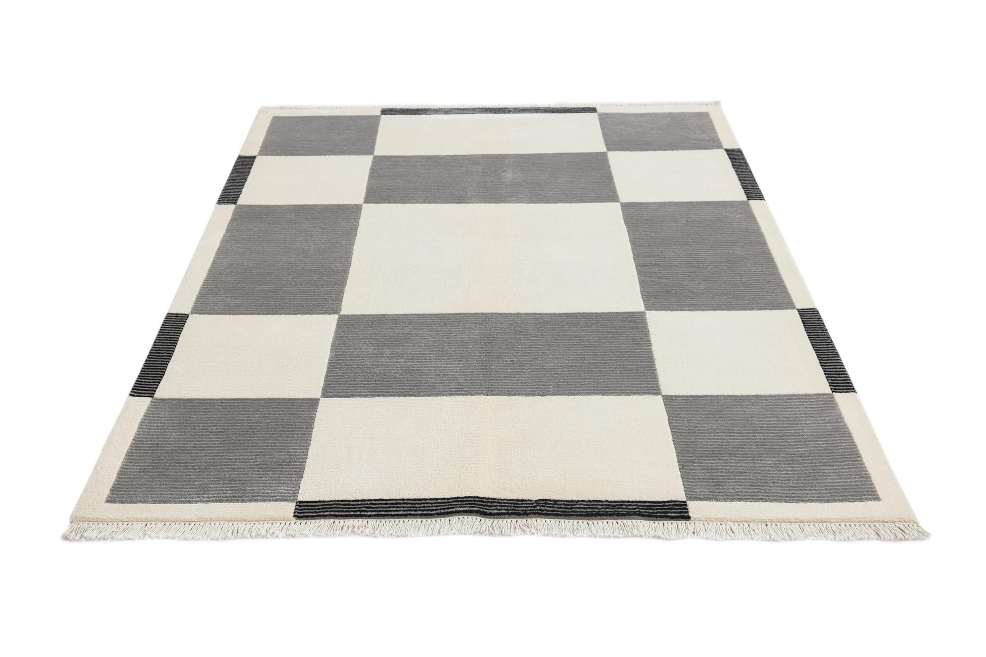 4' 11 x 6' 8 Hand Knotted Darya Wool Rug
