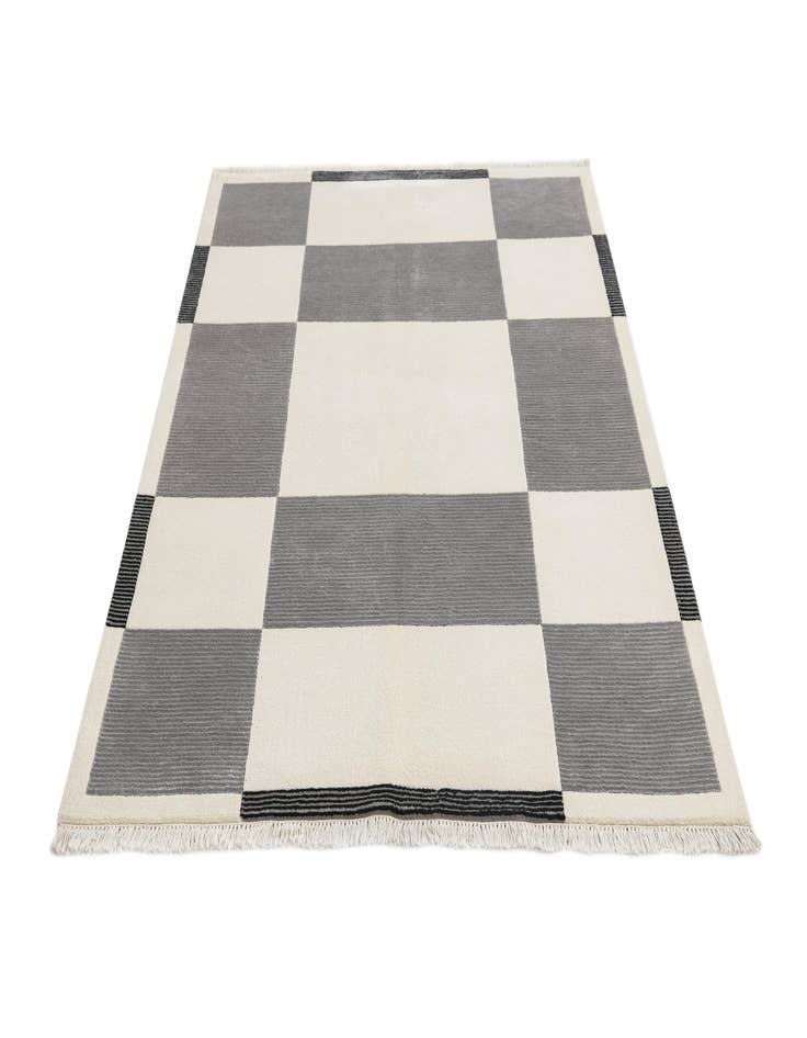 Detail image of 4' 11 x 6' 8  Hand Knotted Darya Wool Rug