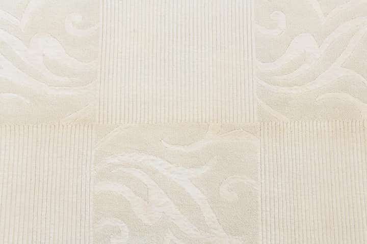 4' 9 x 6' 9 Hand Knotted Darya Wool Rug