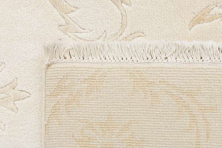 4' 7 x 6' 9 Hand Knotted Darya Wool Rug