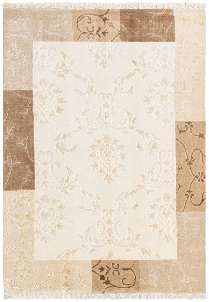 4' 7 x 6' 9 Hand Knotted Darya Wool Rug