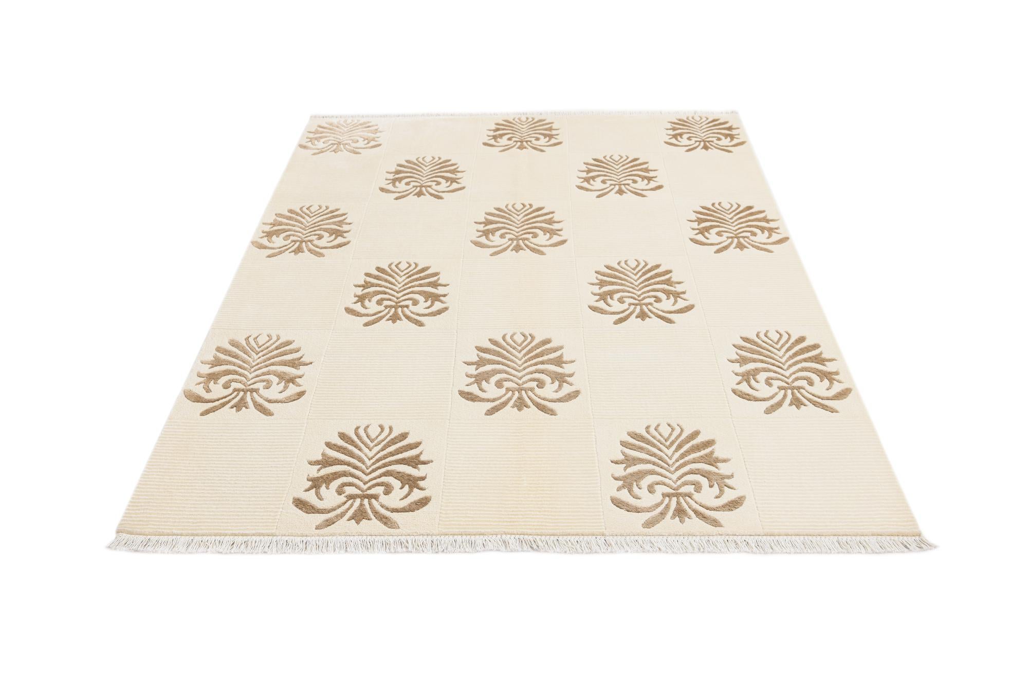 4' 11 x 6' 9 Hand Knotted Darya Wool Rug