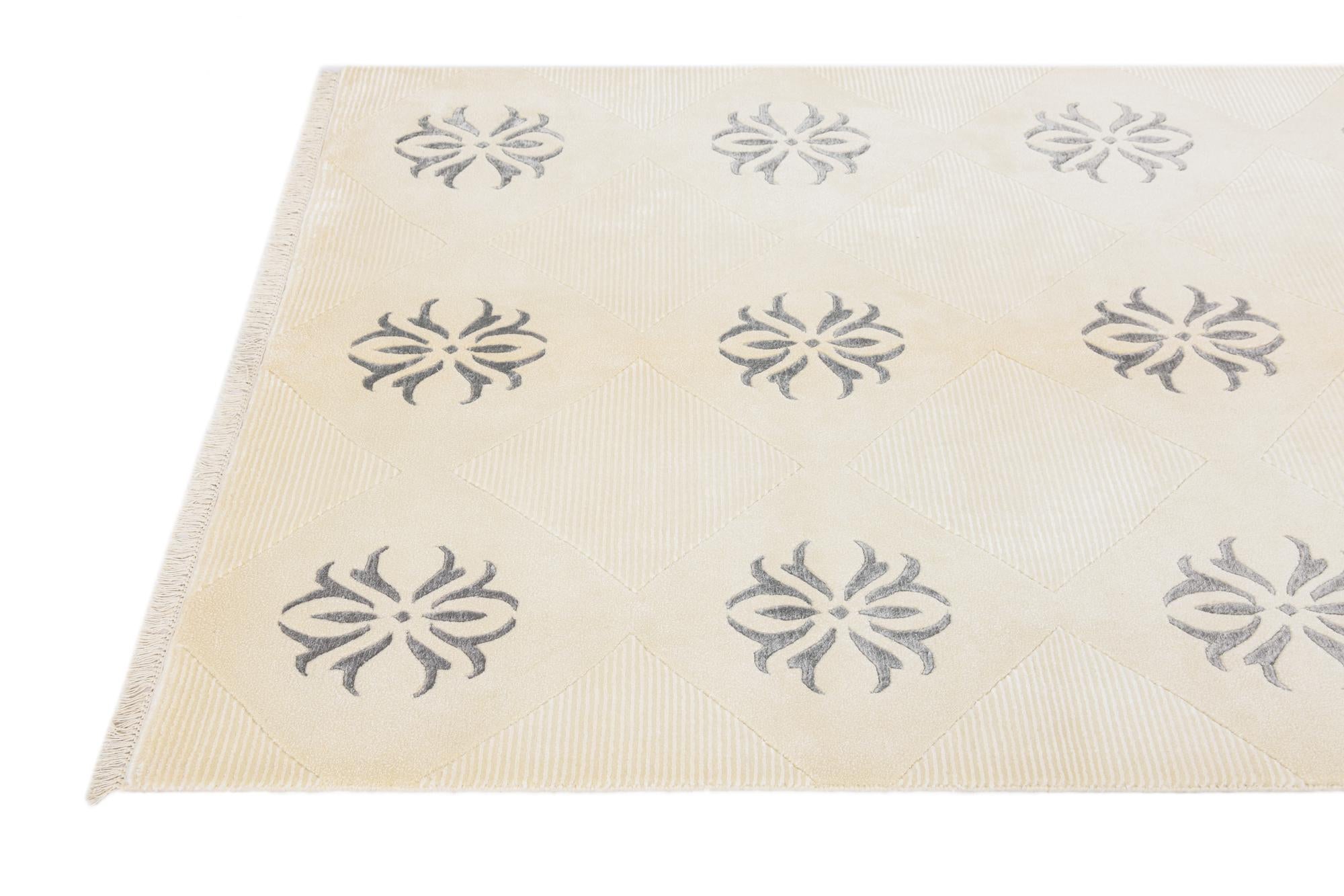 4' 7 x 6' 9 Hand Knotted Darya Wool Rug