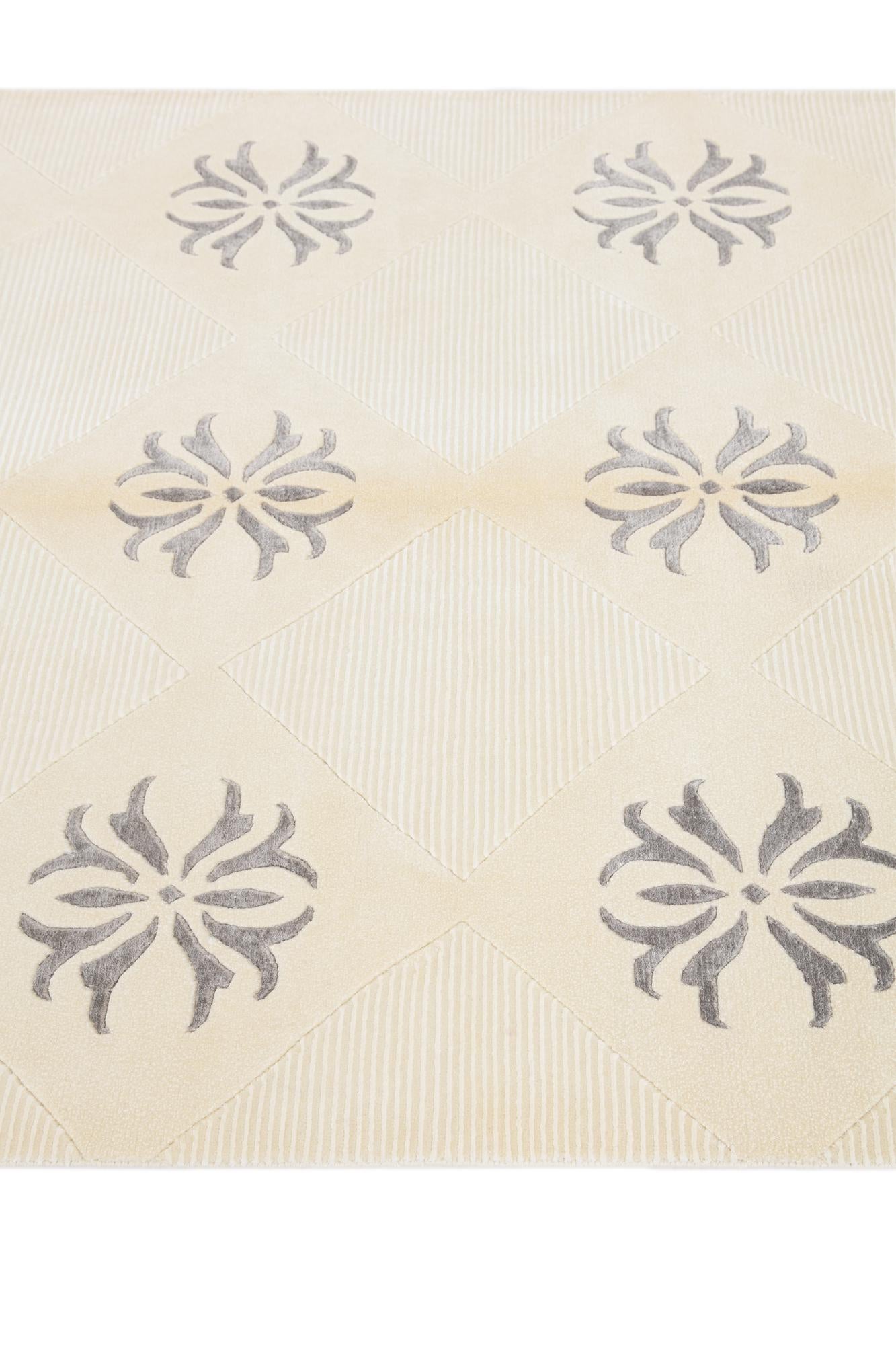 4' 7 x 6' 9 Hand Knotted Darya Wool Rug