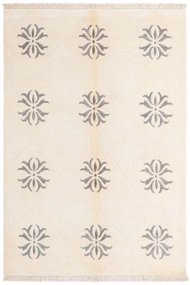 Detail image of 4' 7 x 6' 9 Hand Knotted Darya Wool Rug