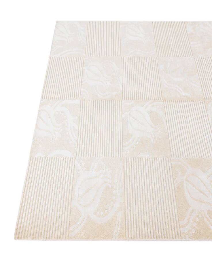 Detail image of 5' 1 x 6' 5  Hand Knotted Darya Wool Rug