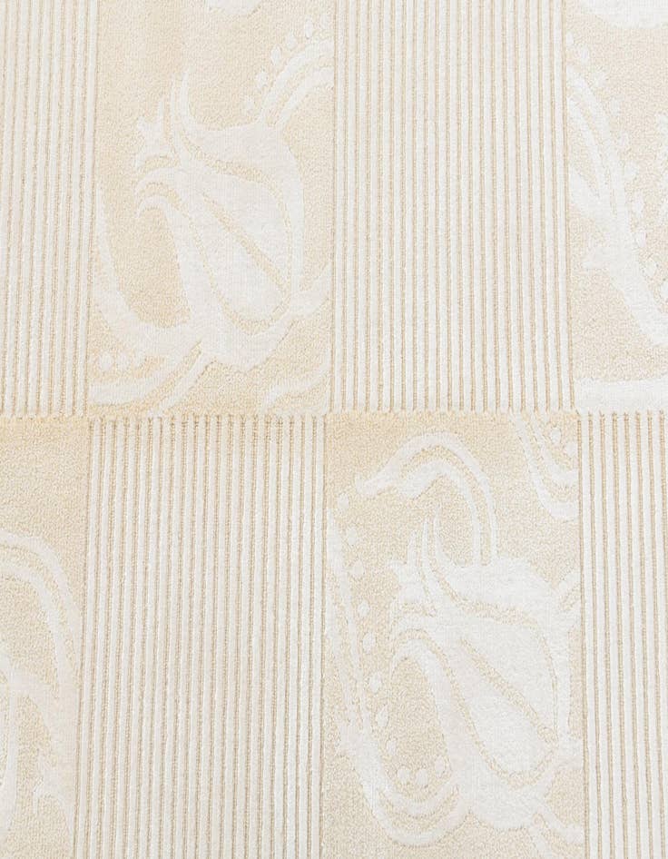 Detail image of 5' 1 x 6' 5  Hand Knotted Darya Wool Rug