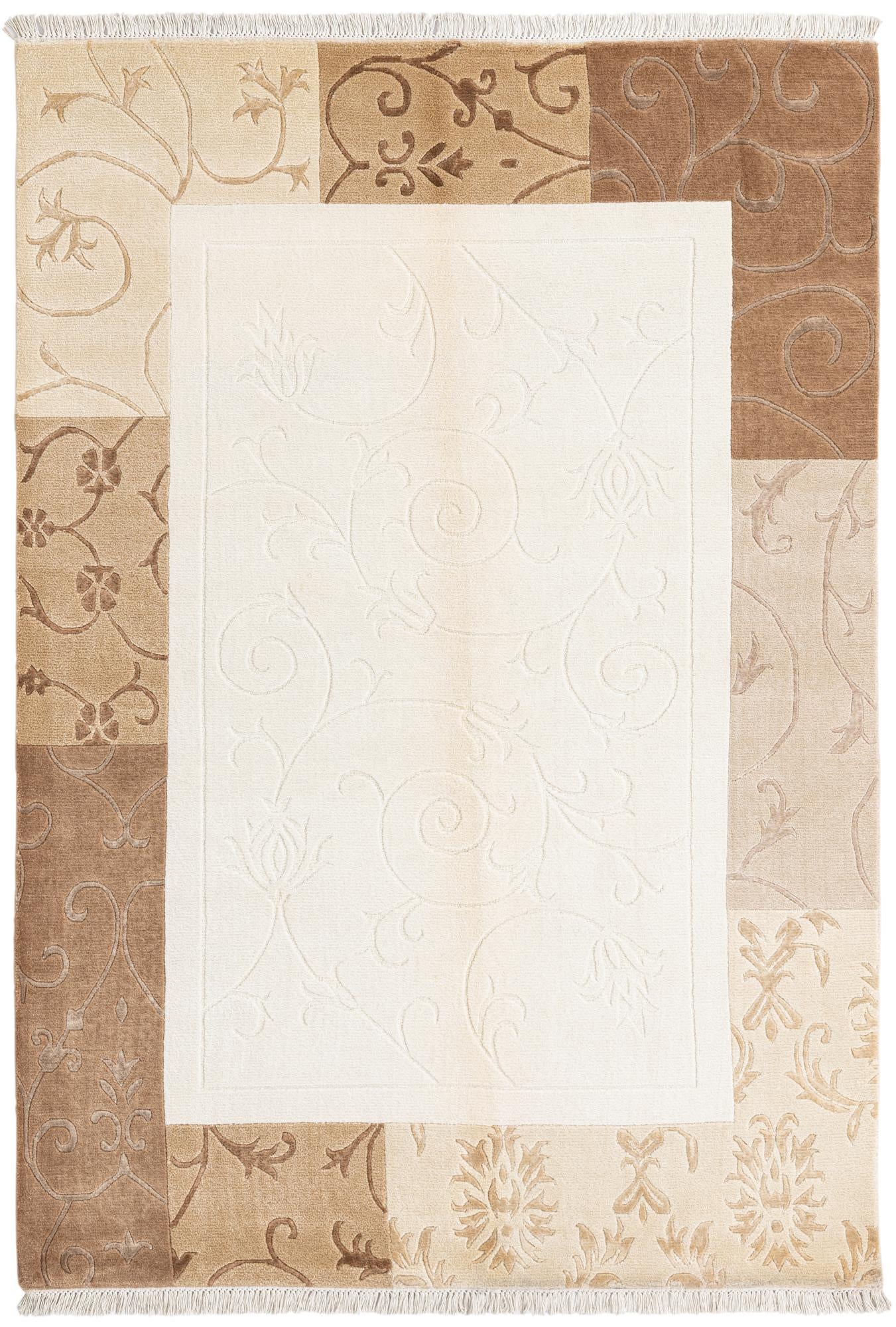 4' 7 x 6' 11 Hand Knotted Darya Wool Rug