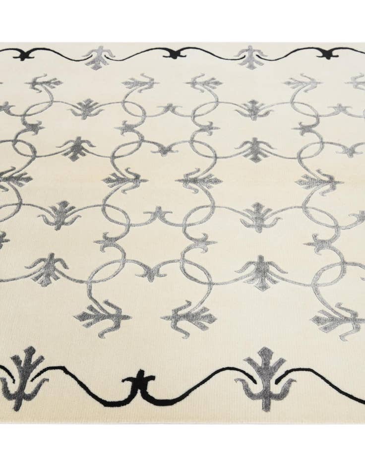 Detail image of 4' 8 x 6' 7  Hand Knotted Darya Wool Rug