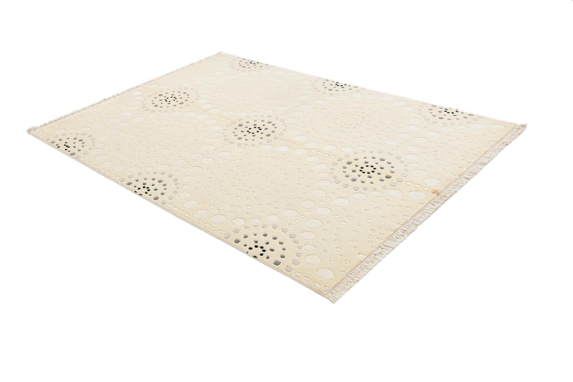 4' 7 x 6' 9 Hand Knotted Darya Wool Rug
