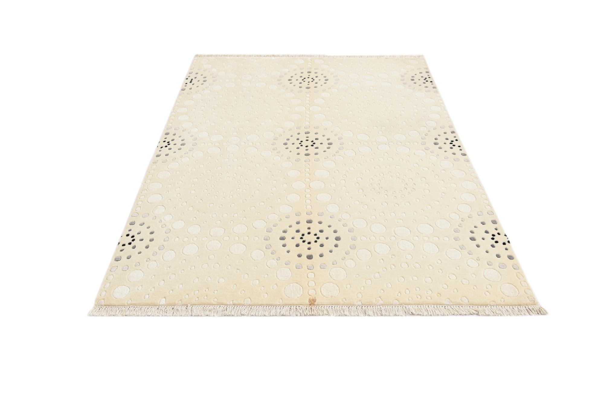4' 7 x 6' 9 Hand Knotted Darya Wool Rug