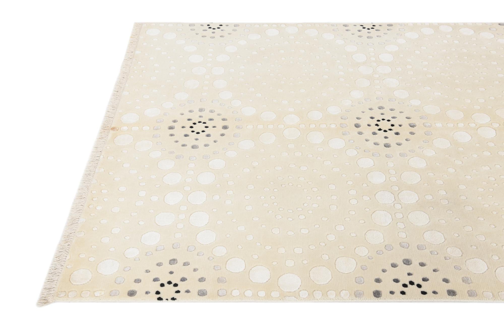4' 7 x 6' 9 Hand Knotted Darya Wool Rug