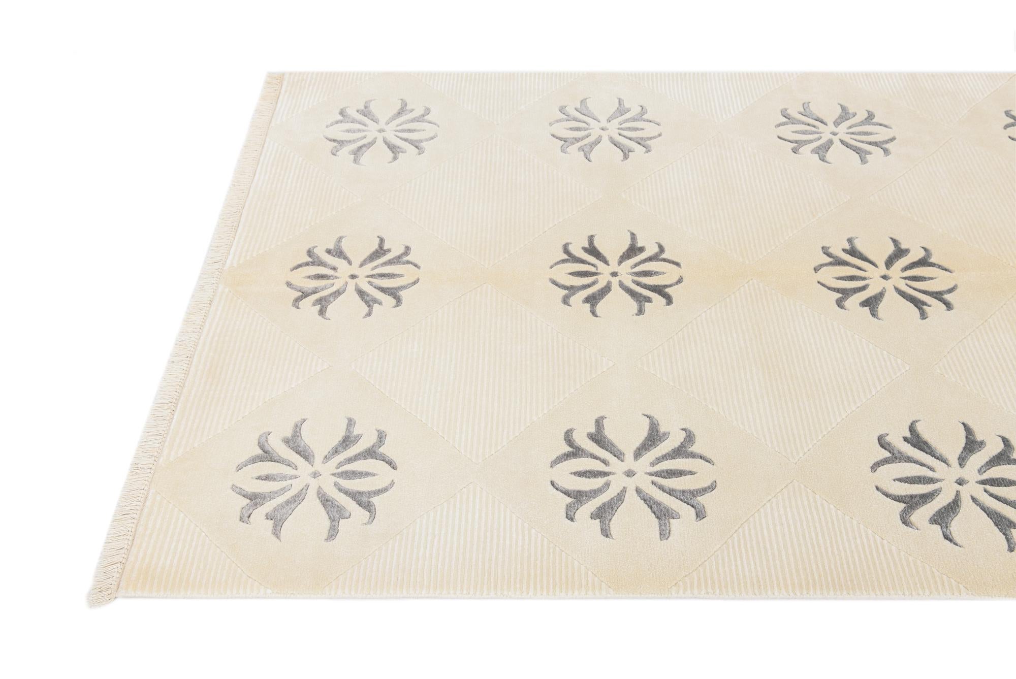 4' 7 x 6' 7 Hand Knotted Darya Wool Rug