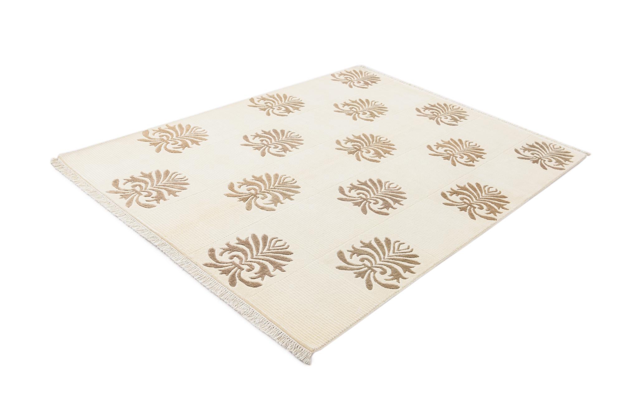 5' x 6' 7 Hand Knotted Darya Wool Rug