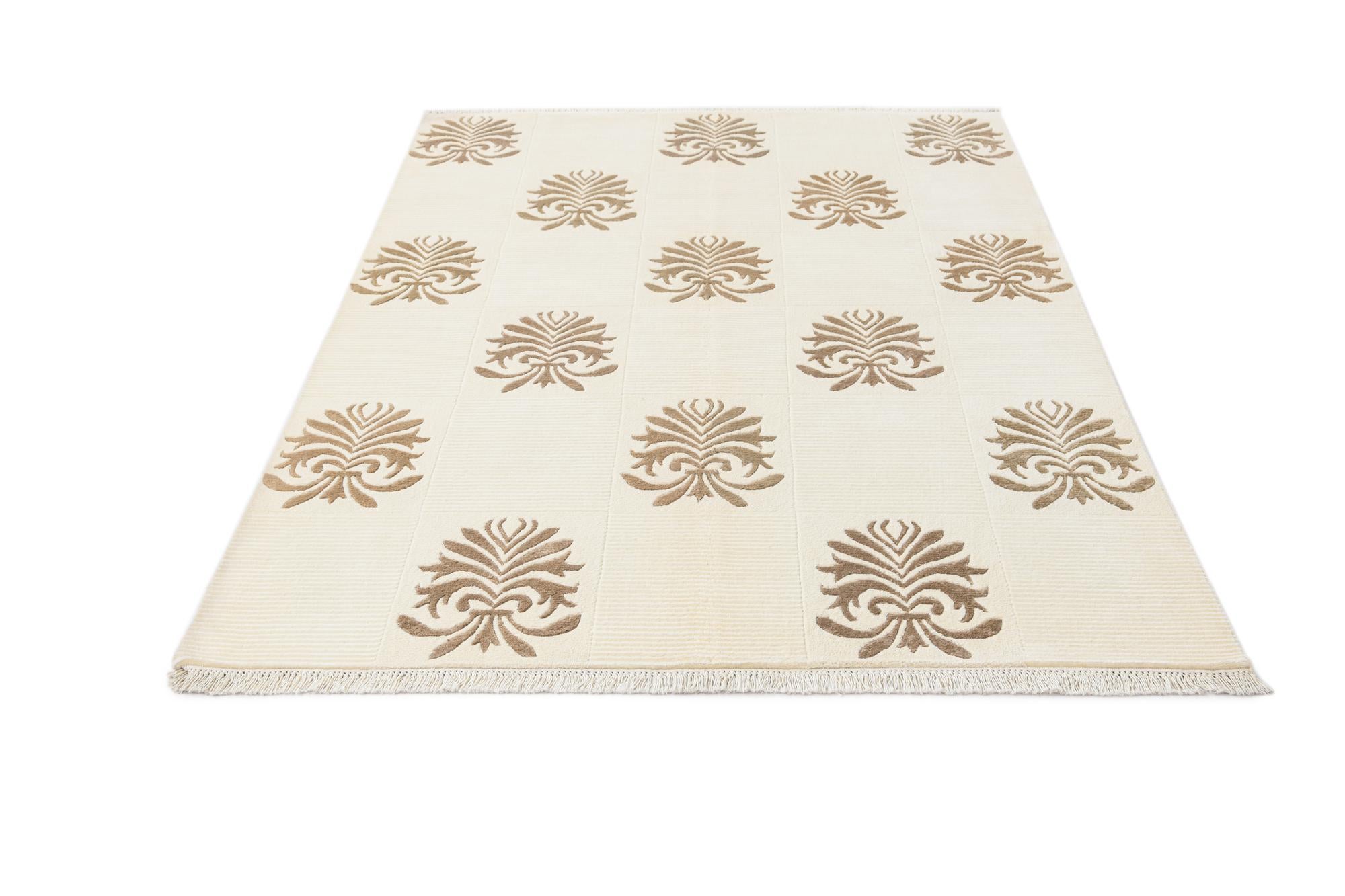 5' x 6' 7 Hand Knotted Darya Wool Rug
