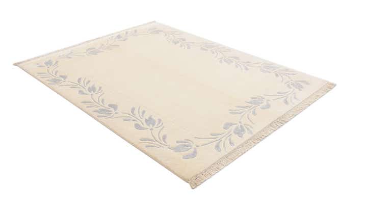 5' 5 x 6' 5 Hand Knotted Darya Rug