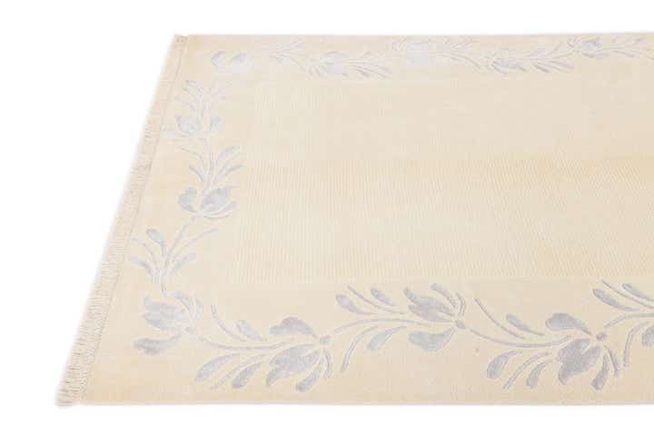 5' 5 x 6' 5 Hand Knotted Darya Rug